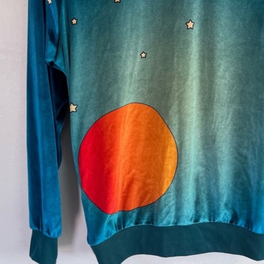 AVIATOR NATION — CELESTIAL SUN GALAXY VELOUR CREW NWT (oversized) - Picture 8 of 10